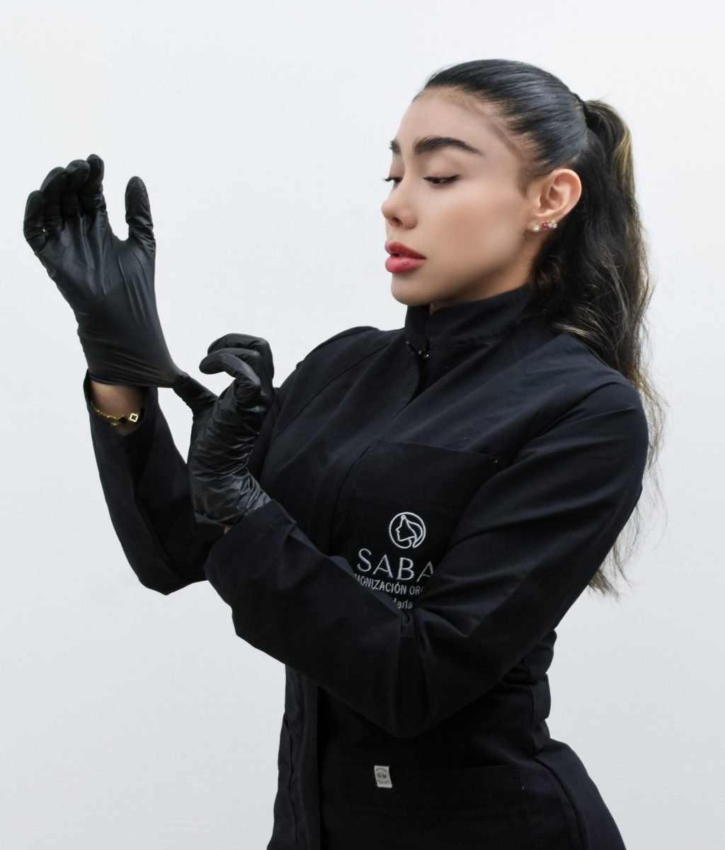 Ana María Urcuky